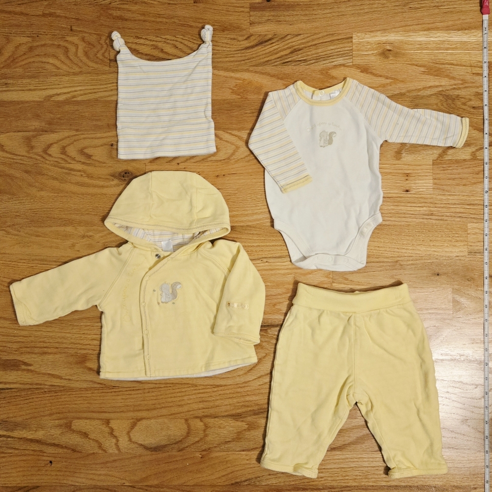 Children’s Place 4-pc Fall-Weight Outfit in Ivory/Yellow, Unisex, Size 0-3M